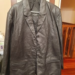 Outbrook women's Black leather jacket